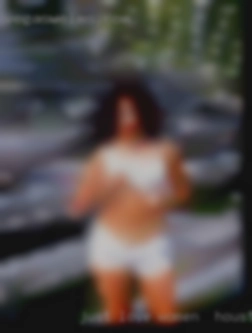 Just love oral women in Houston, Texas and being very kinky.