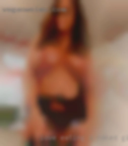 Love naked girls eating a good pussy.